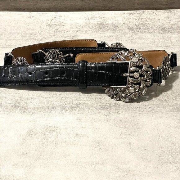 Brighton B60113 Black Patent Leather Crystal Stud Medallion Station Belt 46" - Picture 2 of 10